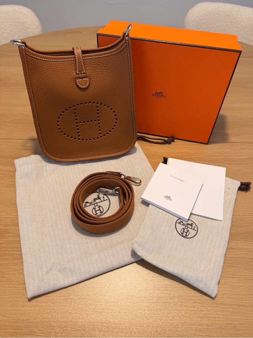 NWT Hermes Evelyne TPM Mini Messenger Bag in Gold Brown with Palladium Hardware - Picture 4 of 12